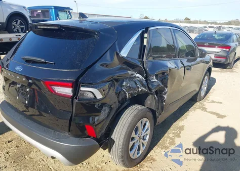 2023 Ford Escape Active z USA, uszkodzony, nr VIN 1FMCU0GN3PUB06251